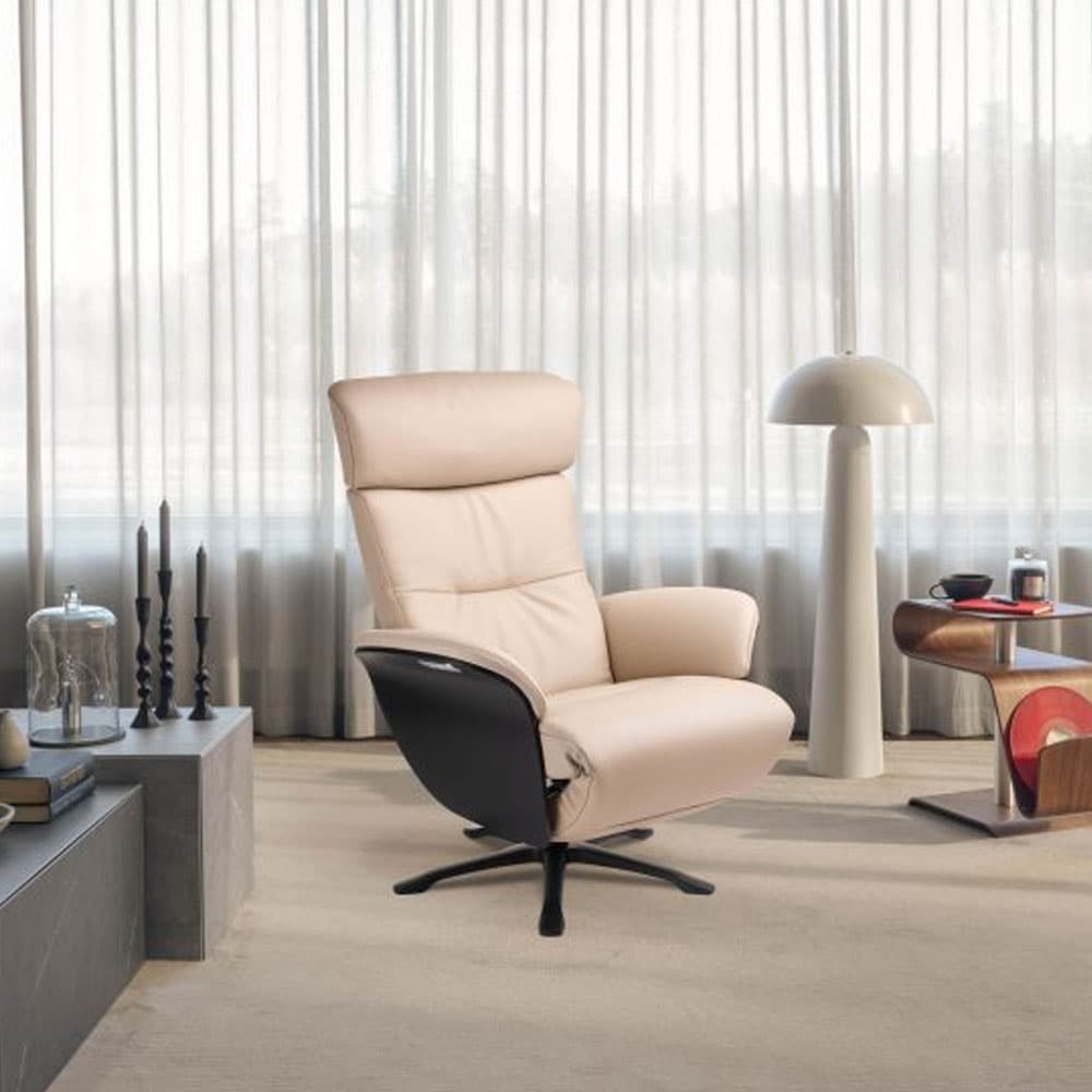 Nova Swivel Chair | Naustro Unwind Collection | FCI London