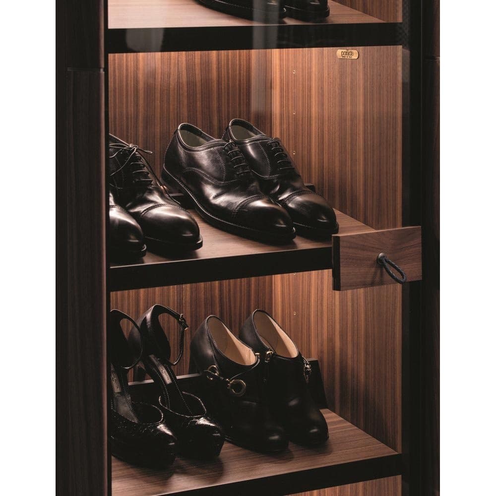 My Suite Walk In Wardrobe by Porada