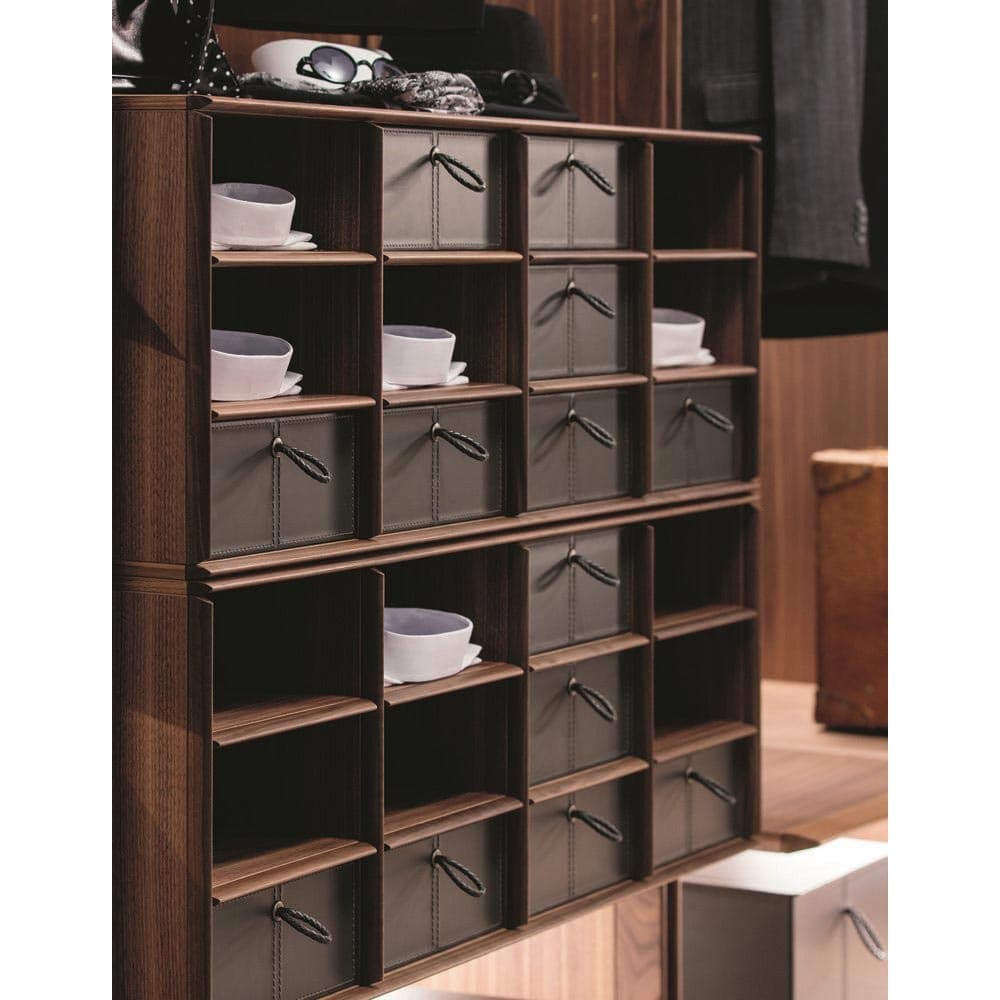 My Suite Walk In Wardrobe by Porada