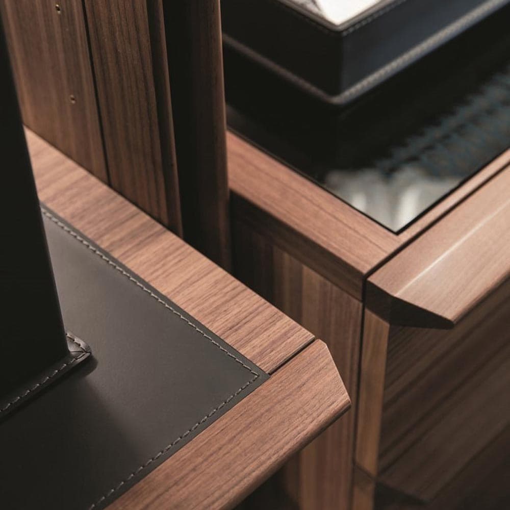 My Suite Walk In Wardrobe by Porada