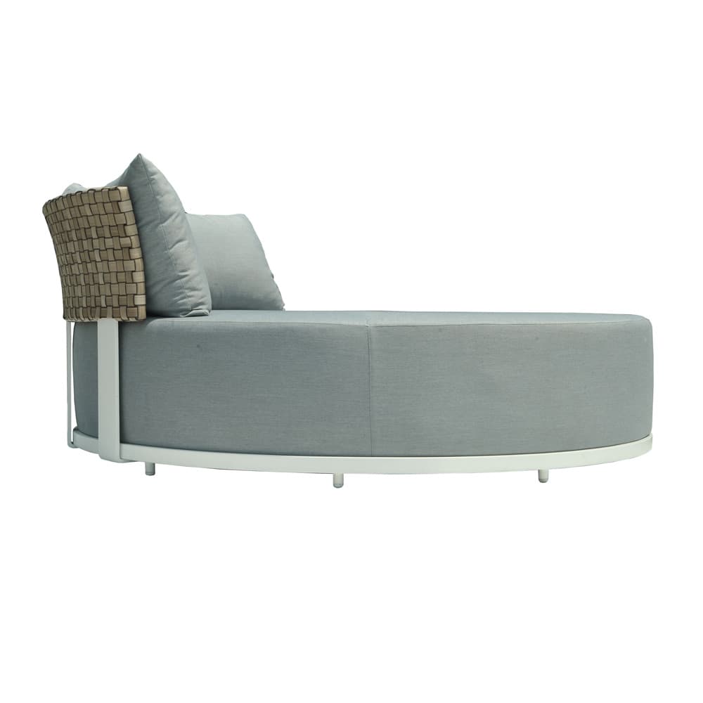 Windsor Daybed by Skyline Design