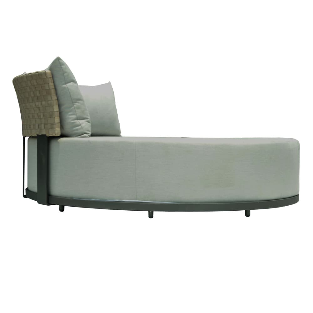 Windsor Daybed by Skyline Design