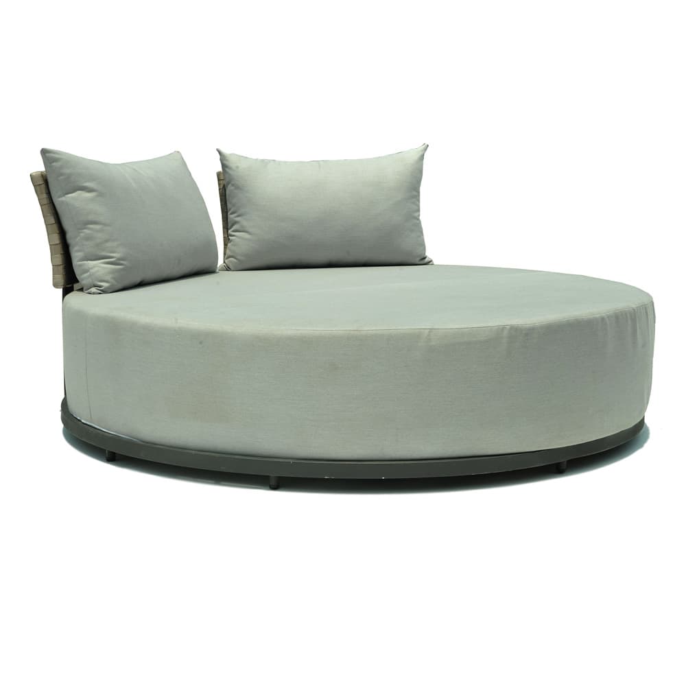 Windsor Daybed by Skyline Design