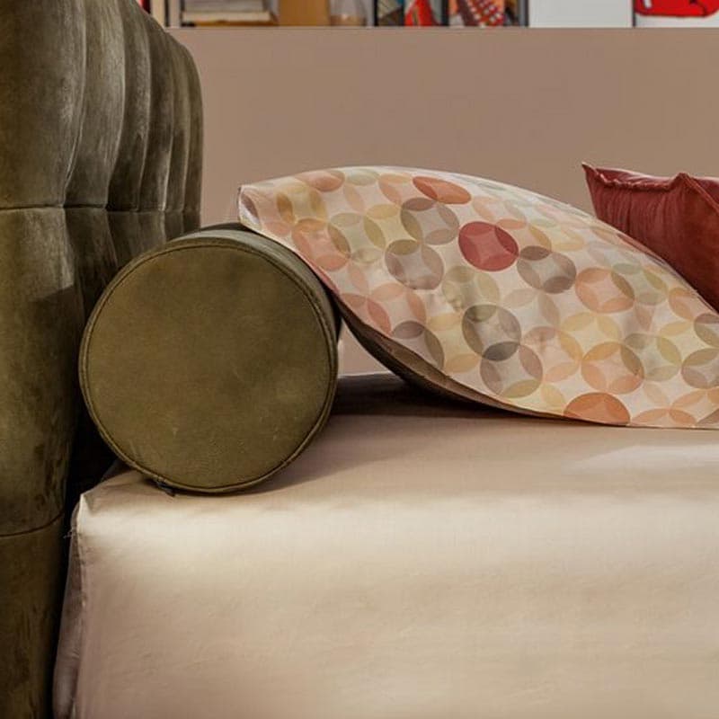 Max Capitonne Low.22 Single Bed by Twils