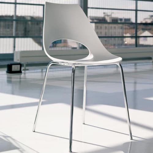 Shark Outdoor Dining Chair by Bontempi