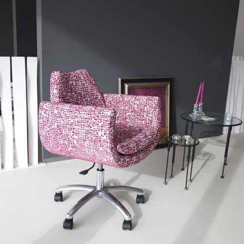 Magno Swivel Chair by Fama