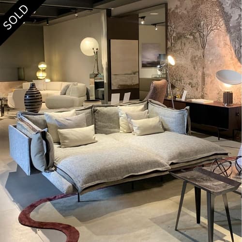 Auto-Reverse Daybed Sofa by FCI London