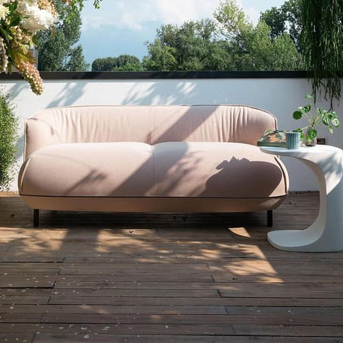 Brioni Outdoor Sofa by Kristalia