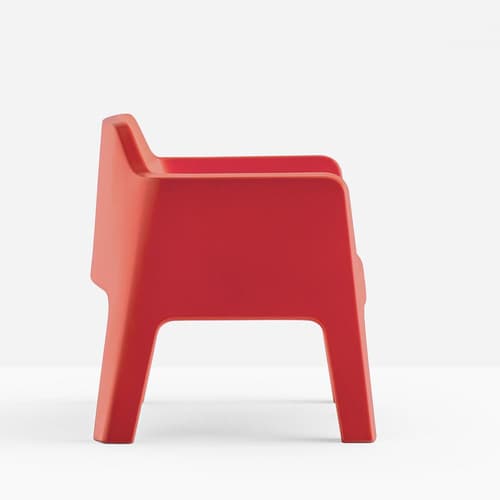 Plus 631 Outdoor Seating by Pedrali