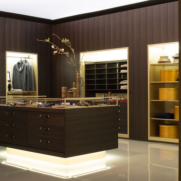 Fitted wardrobes and carpeting installation sequence options showing both methods