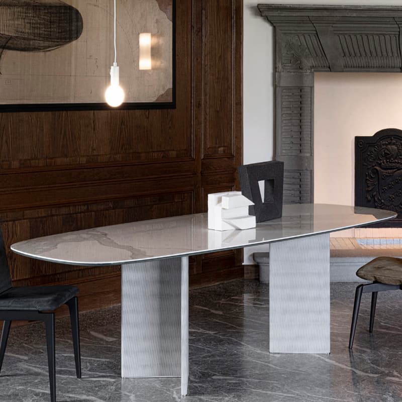 Wings Dining Table by Cierre