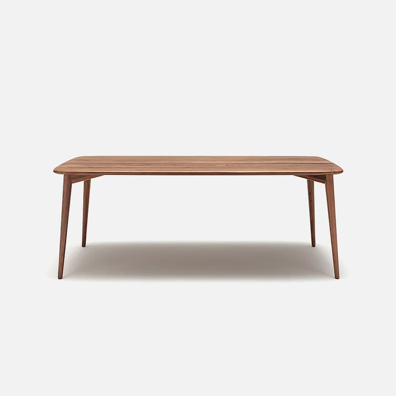 900 Dining Table By FCI London