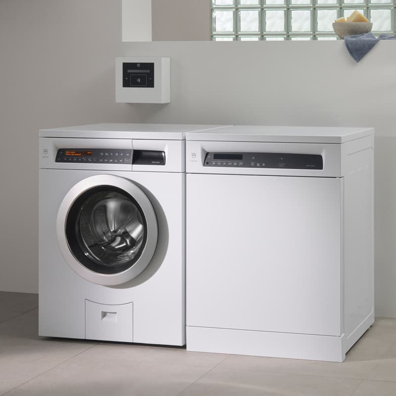 Unimatic Dry V2000 Appliance | by FCI London