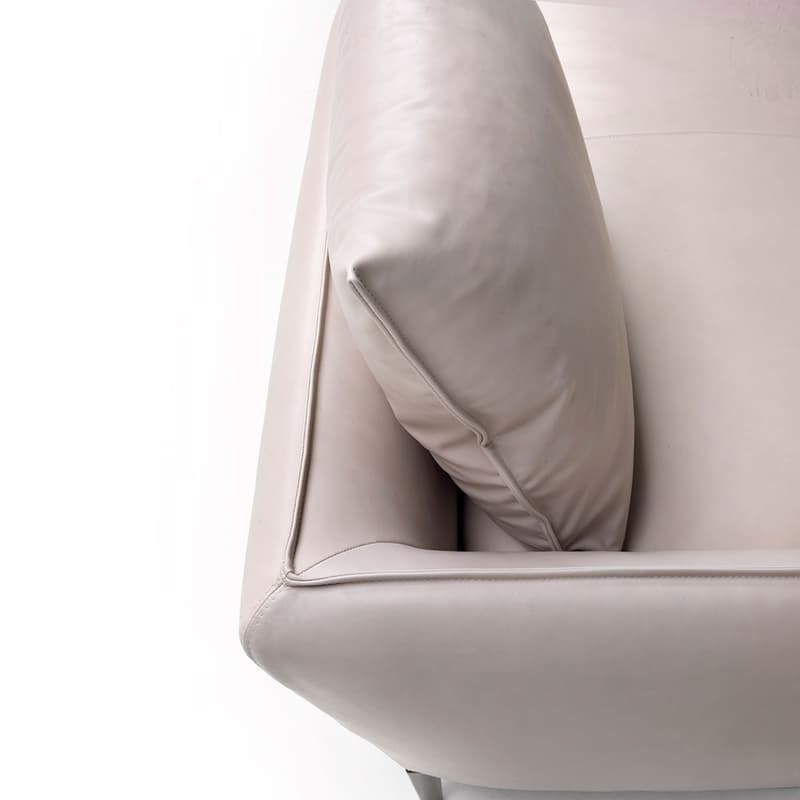 Oliver Sofa Accent Collection By Naustro Italia