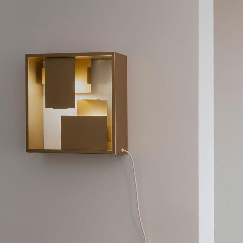 Fact Wall Lamp by Artemide