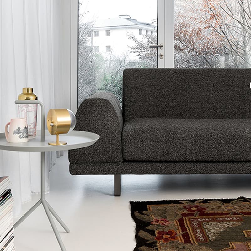 Portland Sofa by Dallagnese