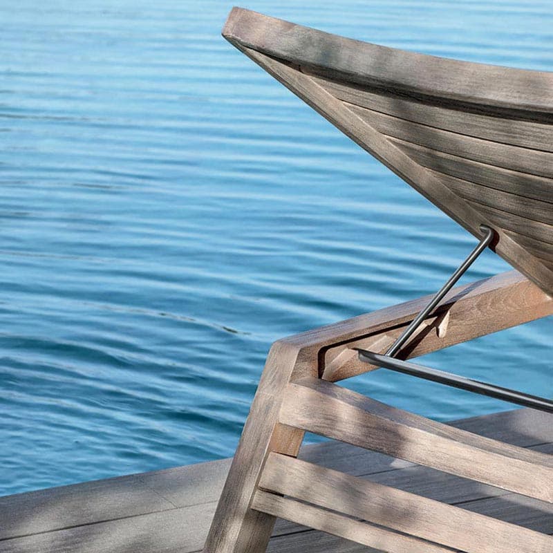 Costs Sun Lounger by Ethimo