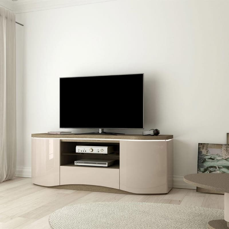 Lips 1500 TV Stand by Evanista