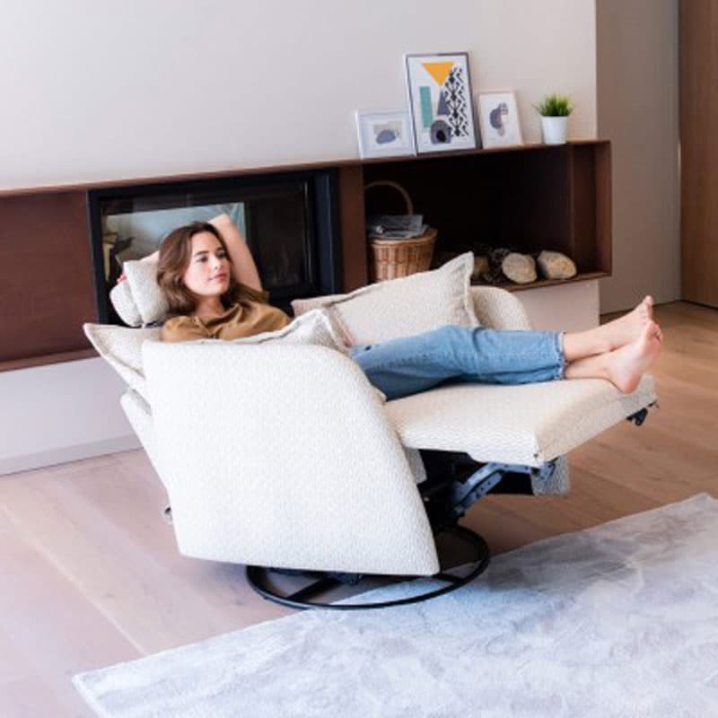 Nadia Recliner by Fama