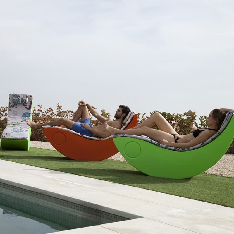 The Nap Chaise Longue by Fama