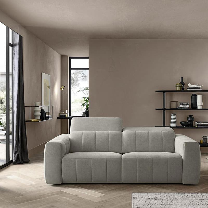 Kensington Sofa by Felix Collection