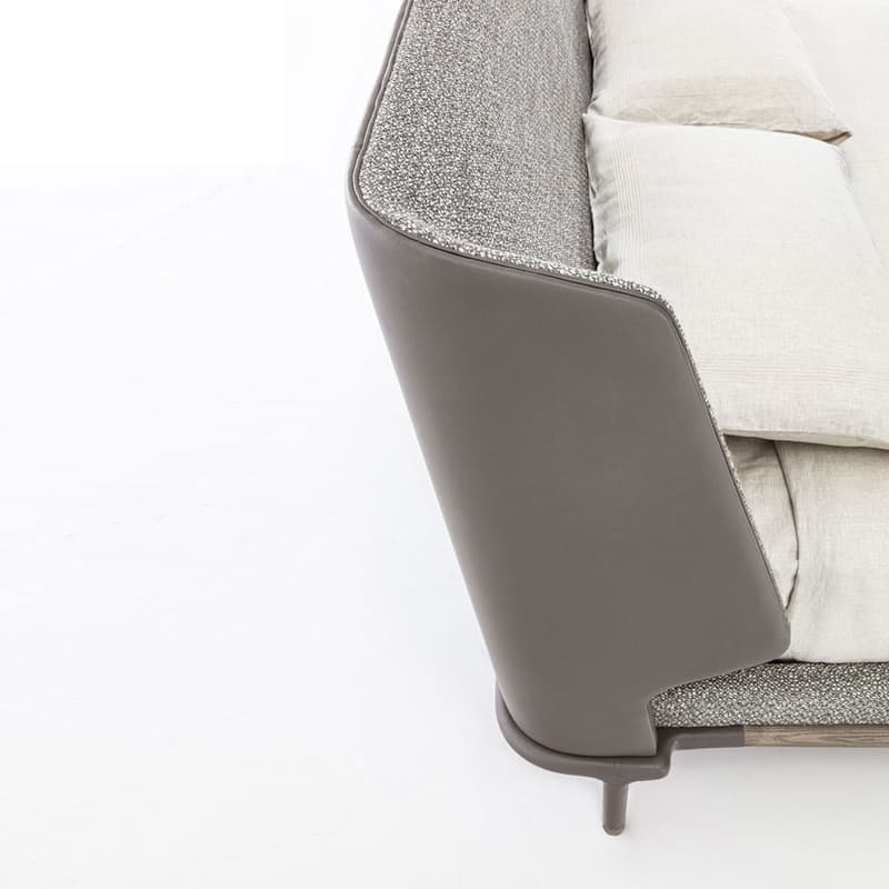 Alfred Double Bed by Frigerio