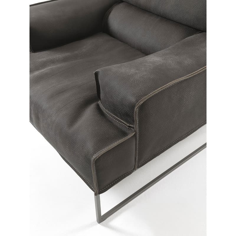 Cloud Lounger by Frigerio
