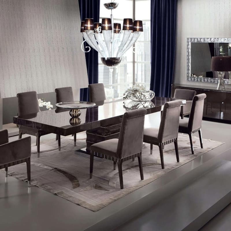 Absolute Chandelier by Giorgio Collection