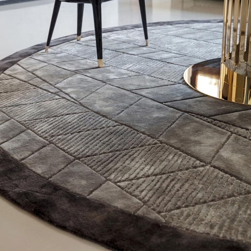 Charisma Round Rug by Giorgio Collection