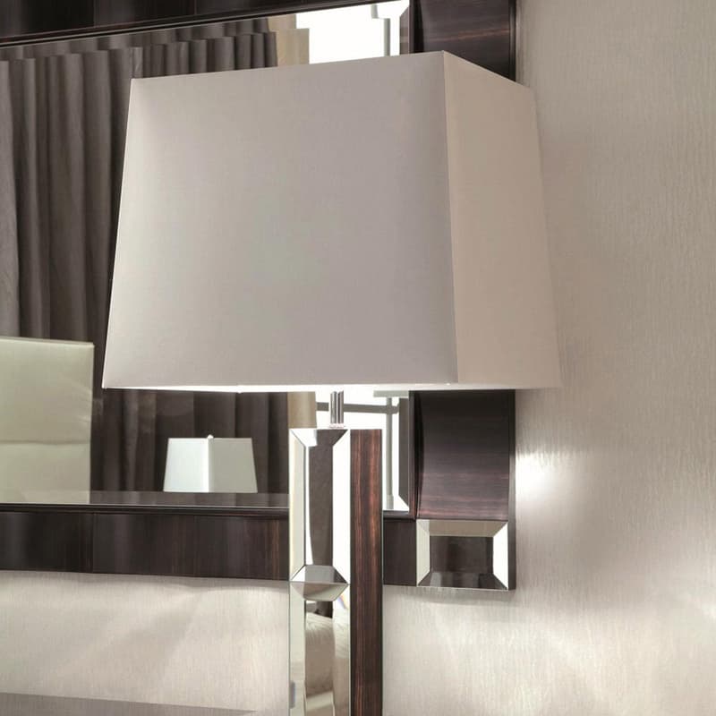 Daydream Medium Table Lamp by Giorgio Collection