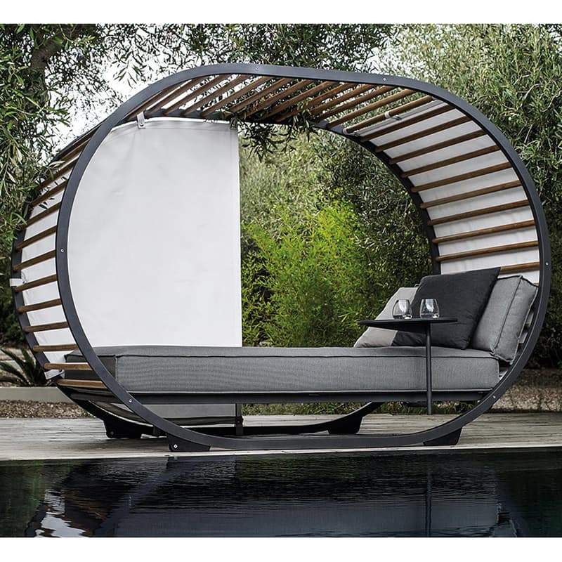 Cradle Daybed by Gloster