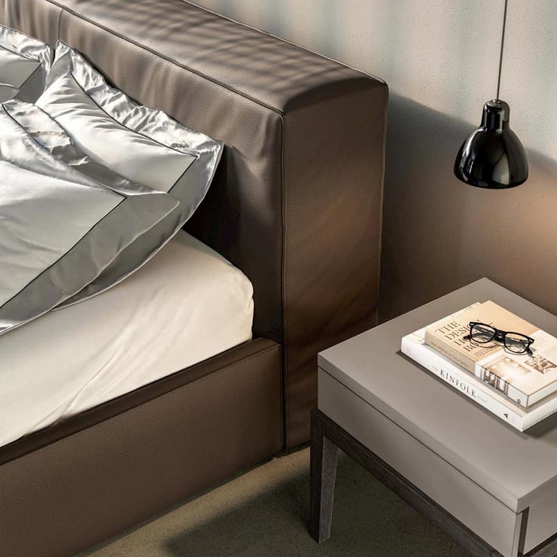 From City Bedside Table Jesse FCI London