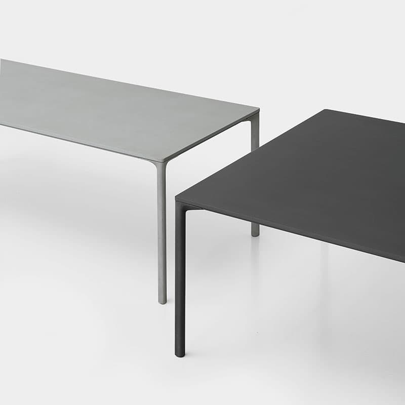 Boiacca Dining Table by Kristalia