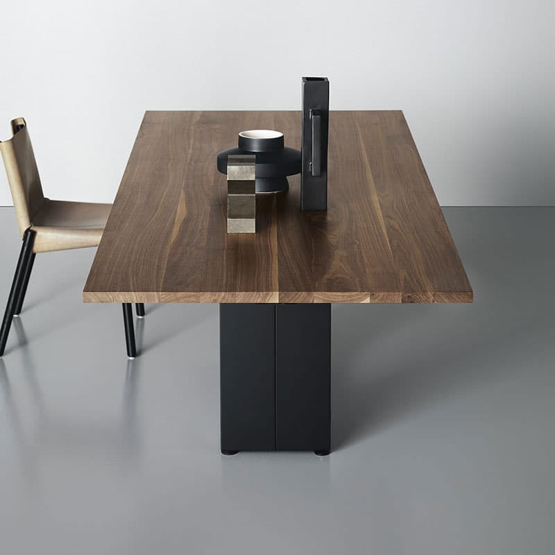 Holo Dining Table by Kristalia
