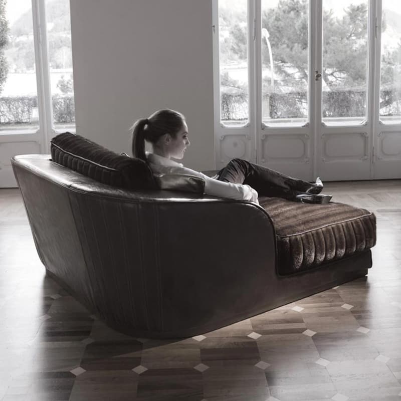 Aston Sofa by Longhi