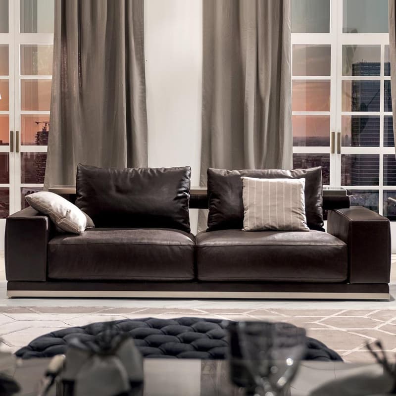 Matisse Sofa by Longhi