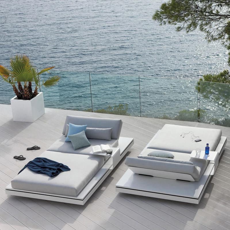 Elements Daybed by Manutti
