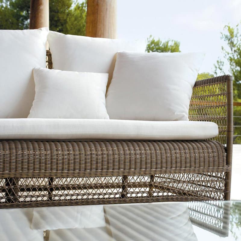 Malibu Outdoor Sofa by Manutti