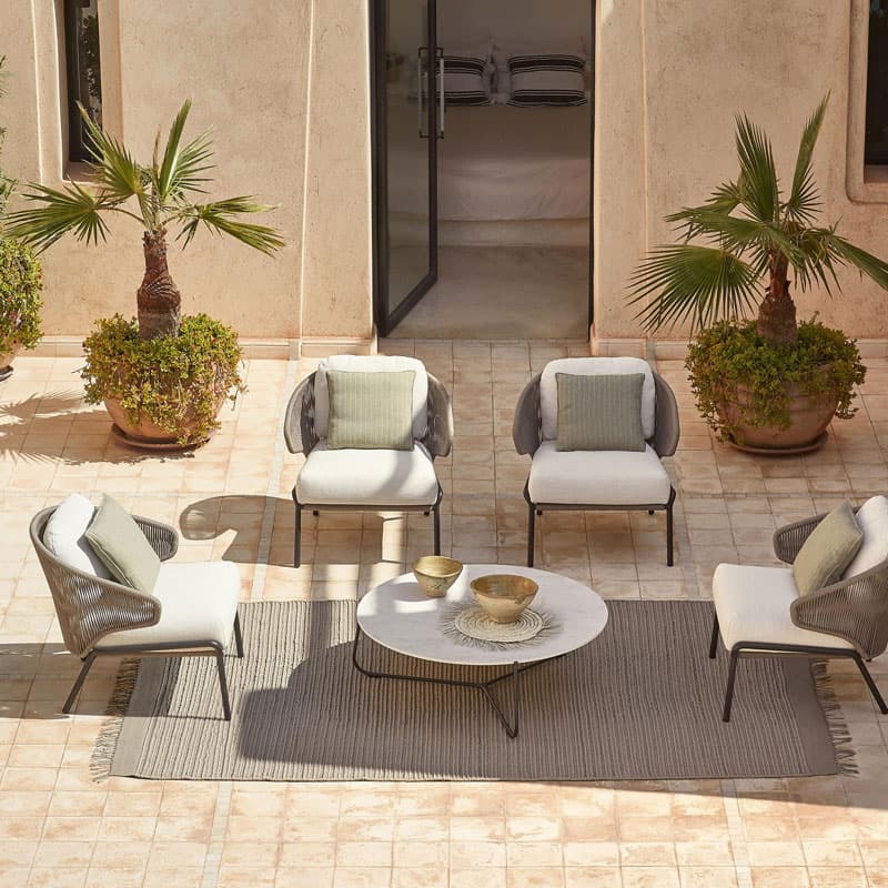 Radoc Outdoor Lounge by Manutti