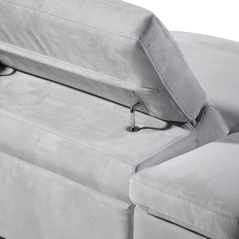 Azione Sofa by Nexus Collection