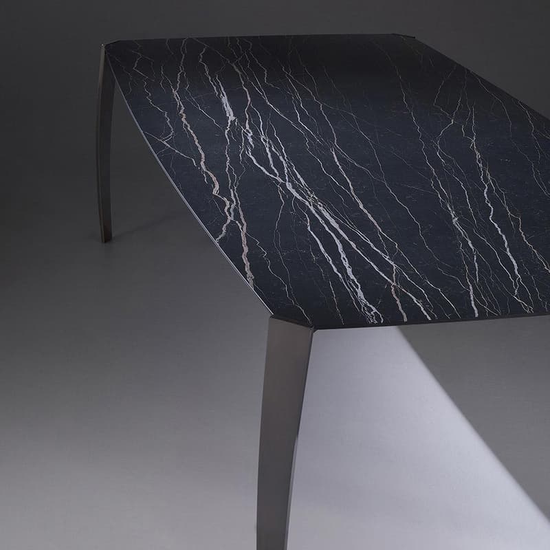 Spider Dining Table by Oris