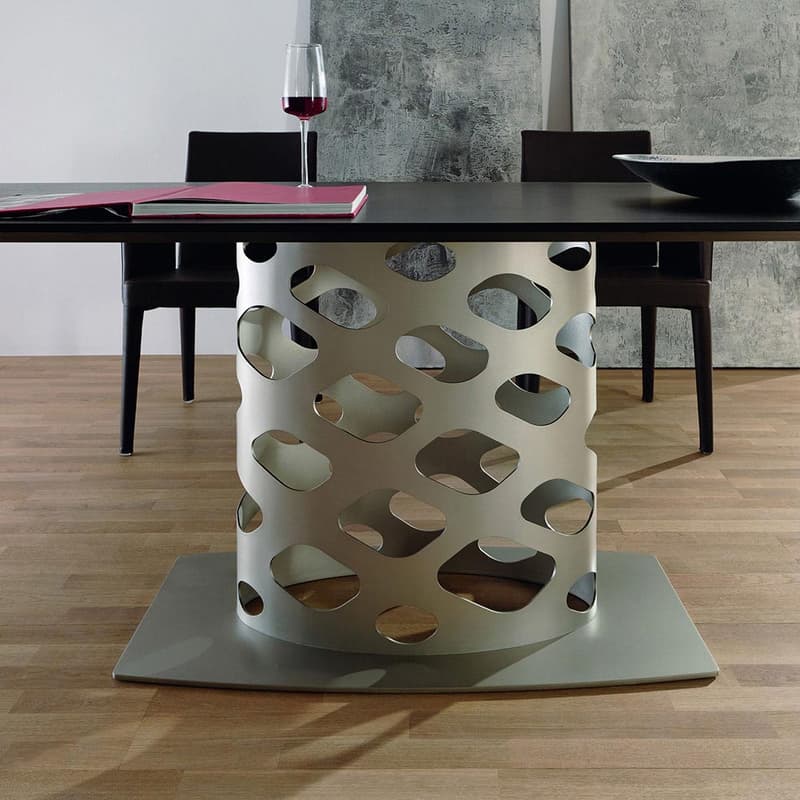 Wk Dining Table by Oris