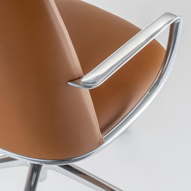 Elinor 3755 Swivel Chair by Pedrali