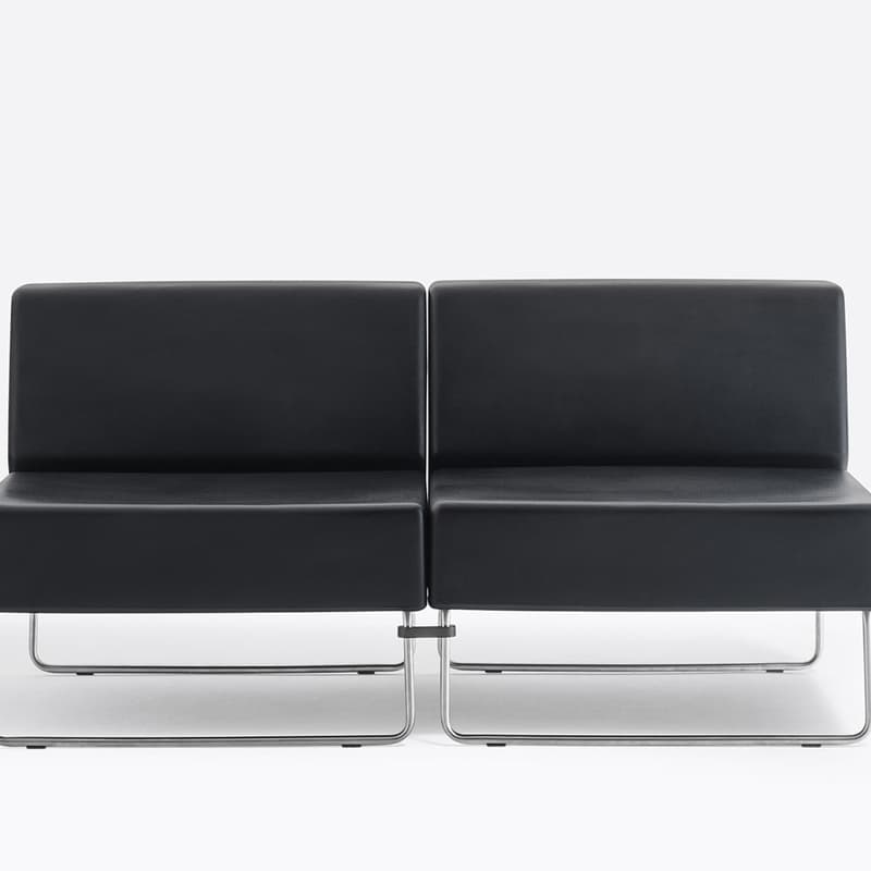 Host Lounge 790 Sofa by Pedrali