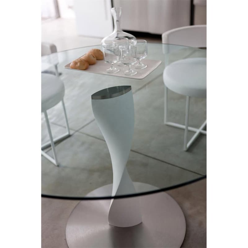 Spin Dining Table by Porada