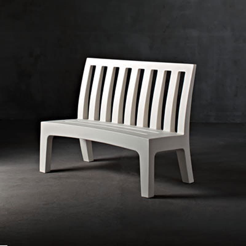 Romeo Bench by Quick Ship
