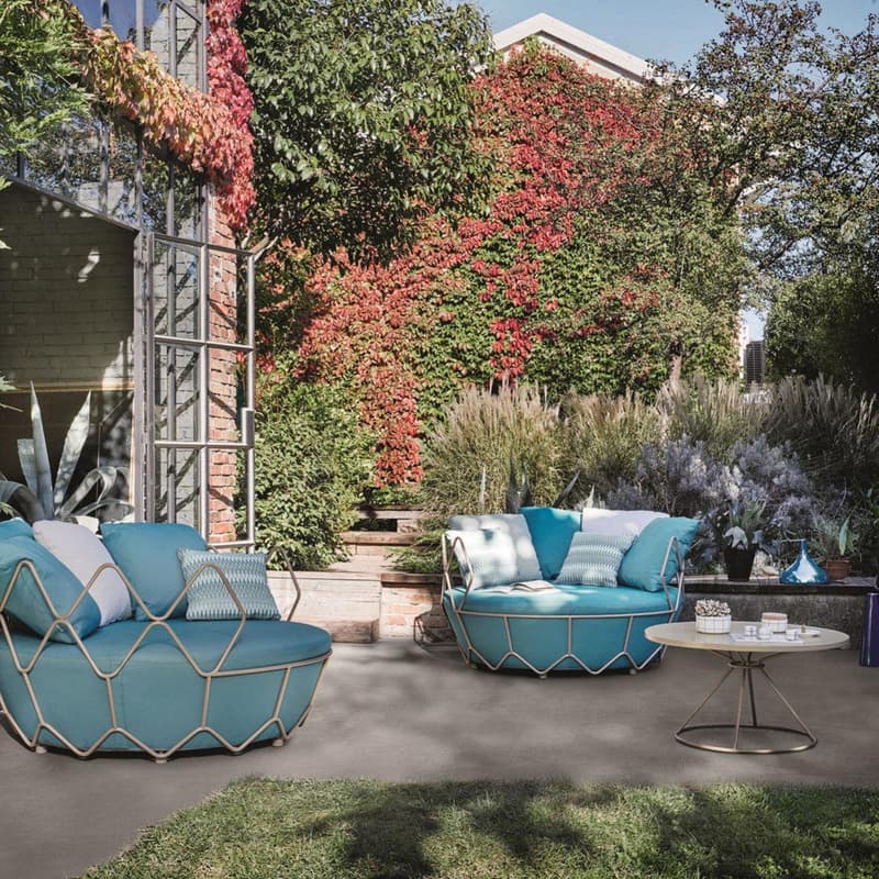 Gravity 9886 Outdoor Coffee Table by Roberti Rattan