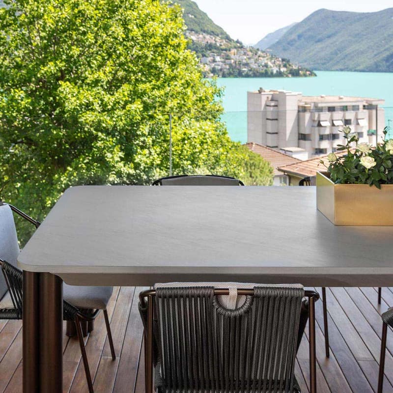 Atlante Outdoor Table by Rugiano