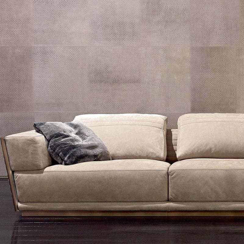 Empire Sofa by Rugiano