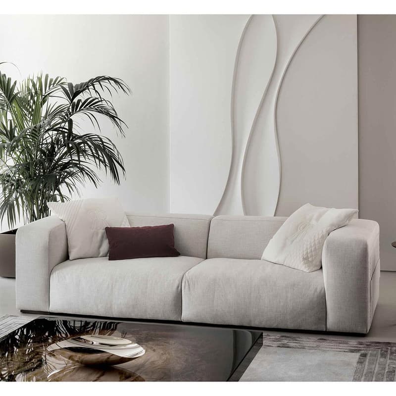 Freud Sofa by Rugiano